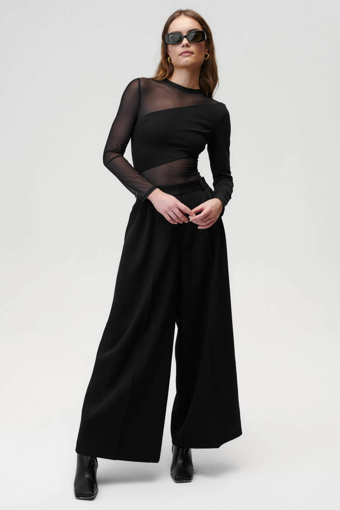 Body Starstruck Czarne - Image 7