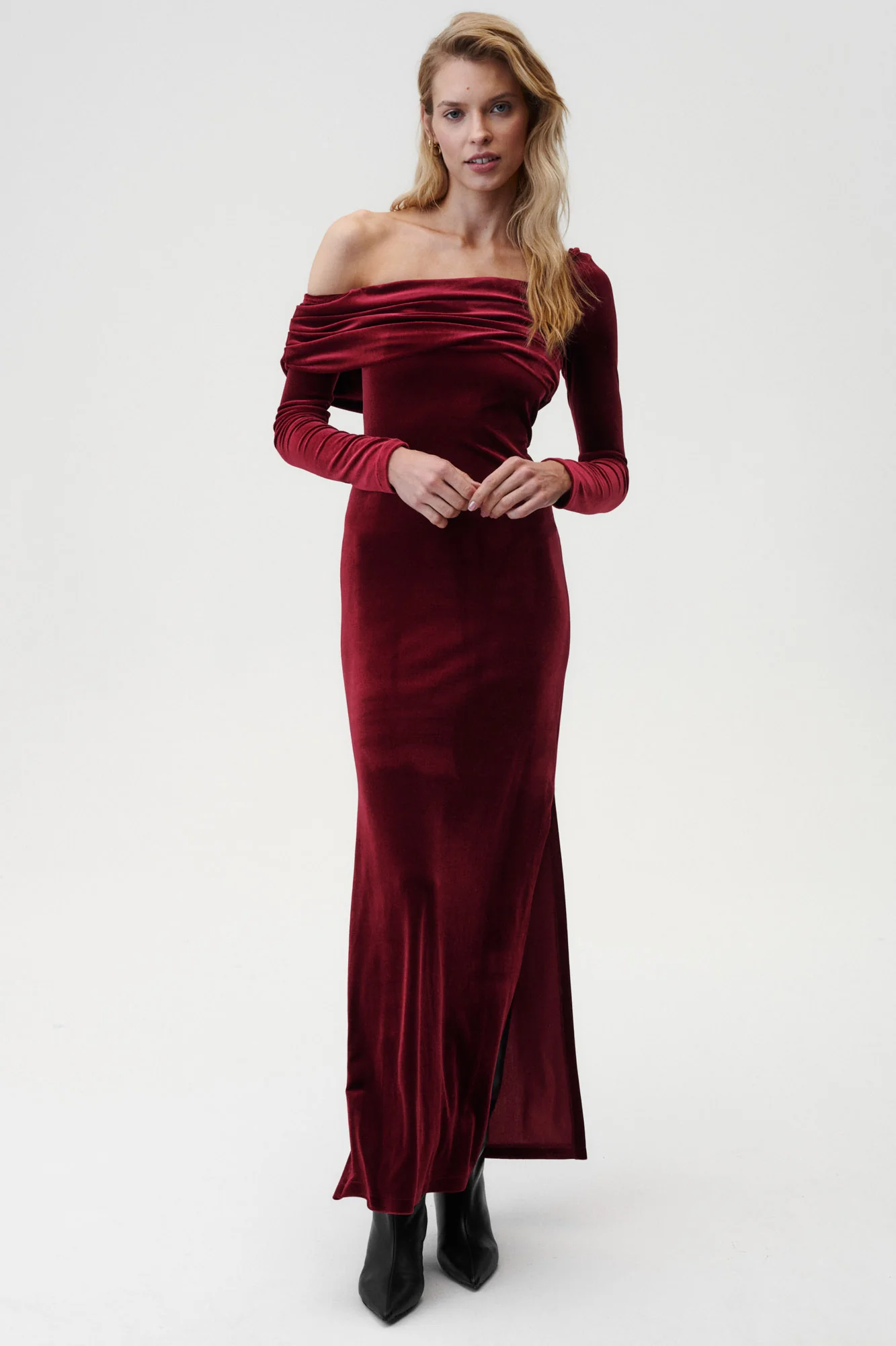 Sukienka Femme Fatale Burgundowa - Image 6