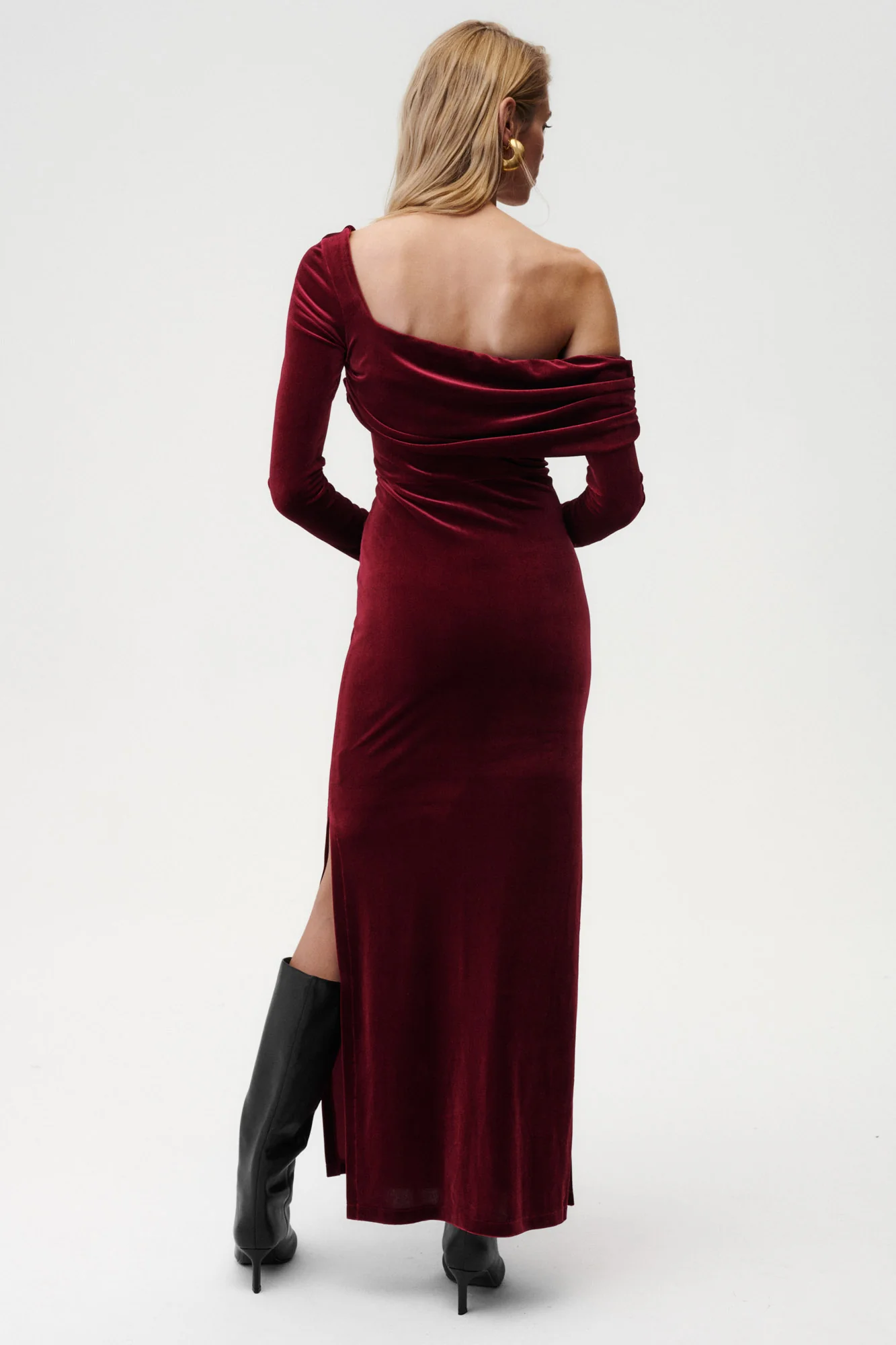 Sukienka Femme Fatale Burgundowa - Image 7